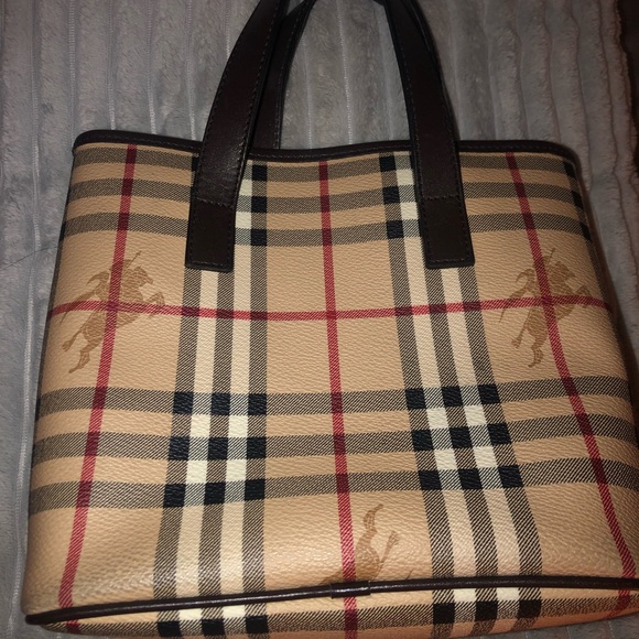 Burberry Handbags - Burberry mini tote